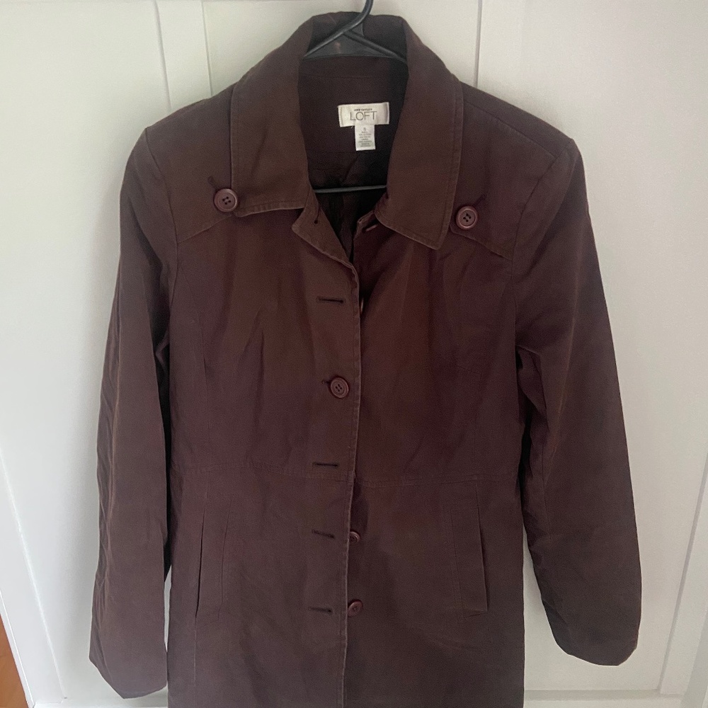 Ann Taylor light fabric trench, size small